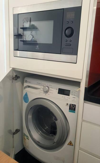 Pangsapuri Arcoris Soho Mont Kiara *
