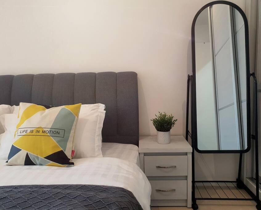 Pangsapuri Arcoris Soho Mont Kiara